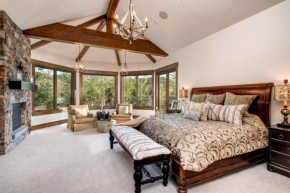KBM Resorts: Deer Valley home Breathtaking Views Elevator Gourmet Kitchen Hot Tub Gym